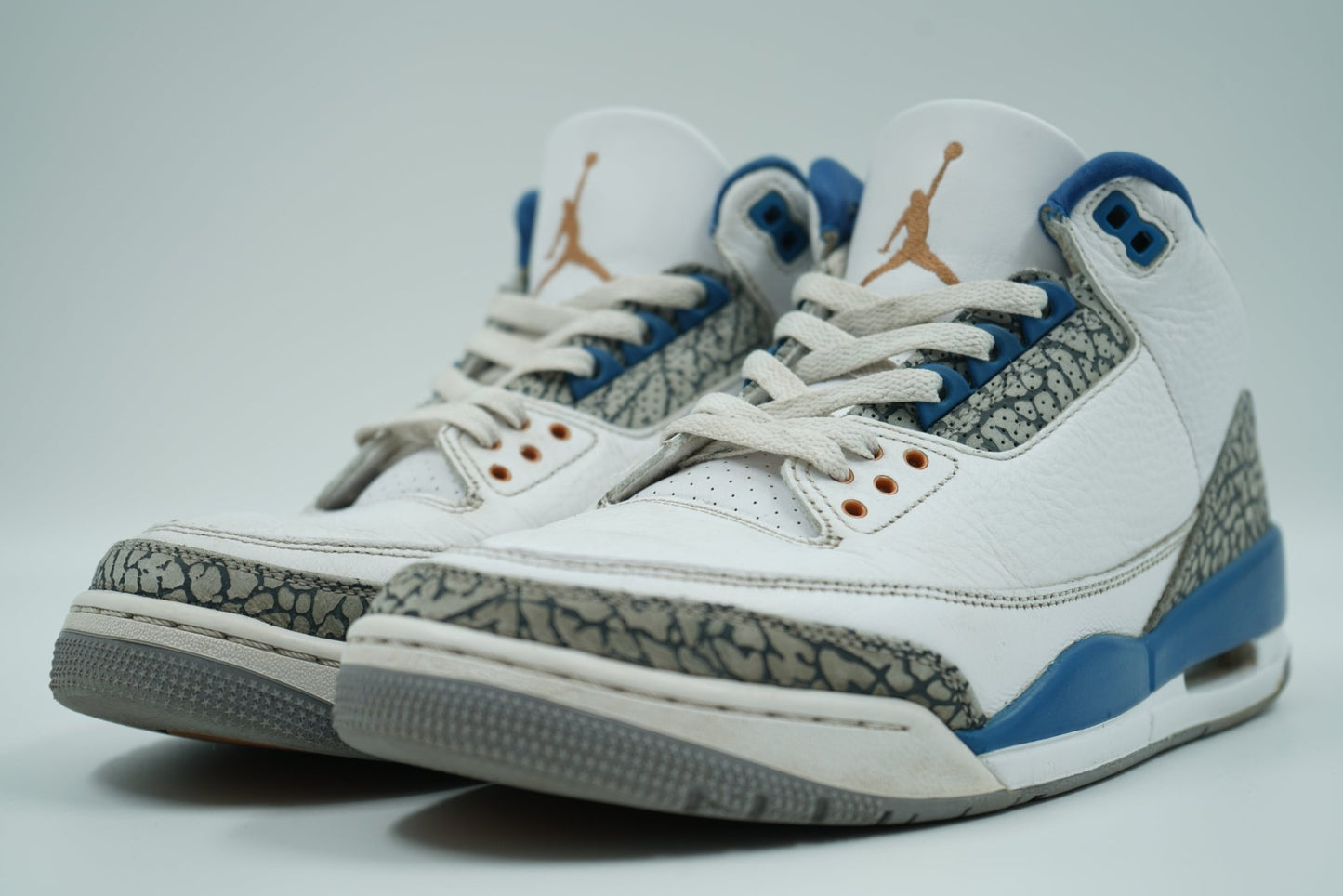 Air Jordan 3 Wizards - Air Jordan - SecondPlace