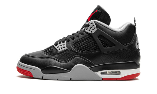 Air Jordan 4 Retro 'Bred Reimagined' (
FV5029-006) featuring a premium black leather upper and Nike Air heel branding. Authentic pair available at our Malmö store.