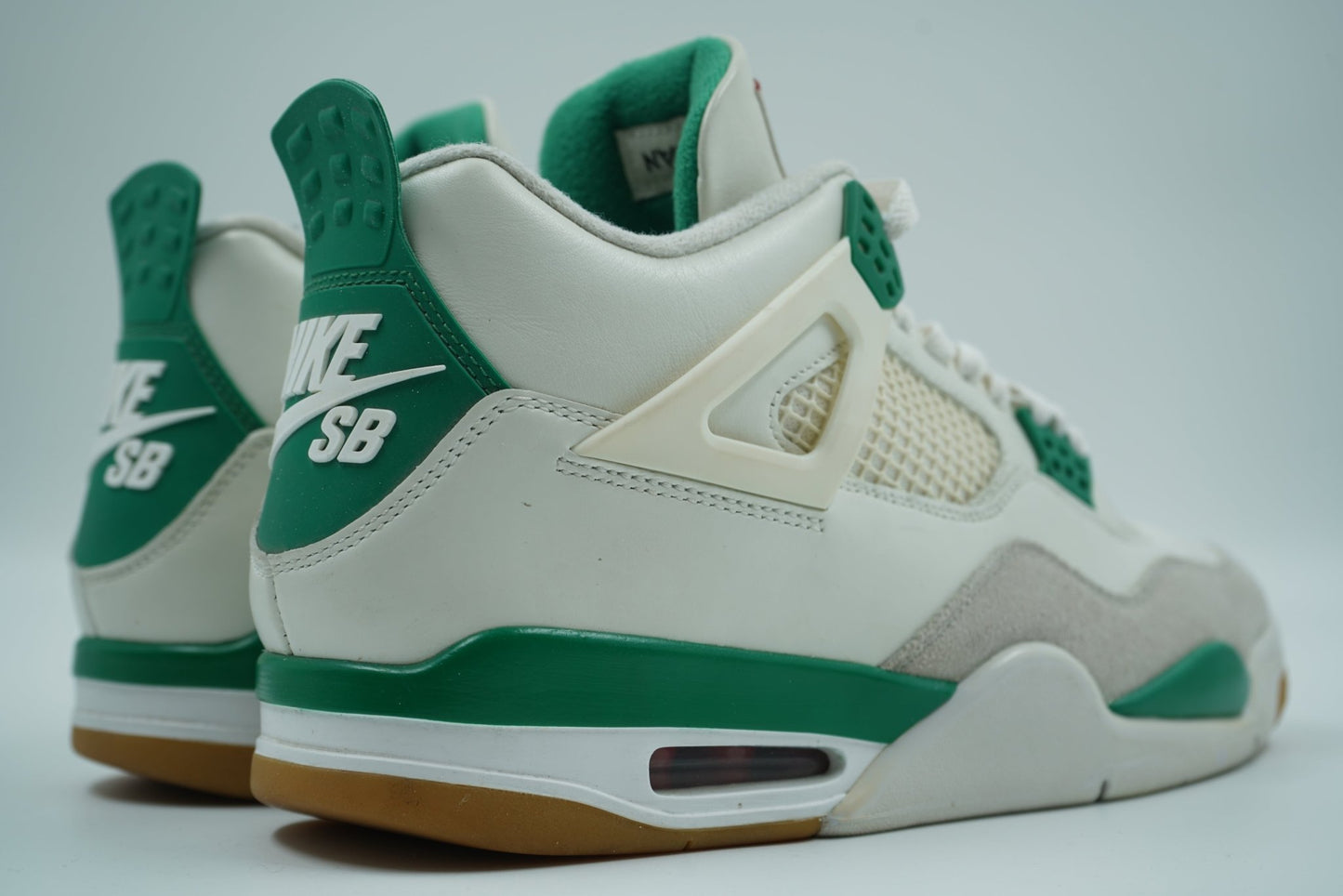 Air Jordan 4 SB Pine Green - Air Jordan - SecondPlace