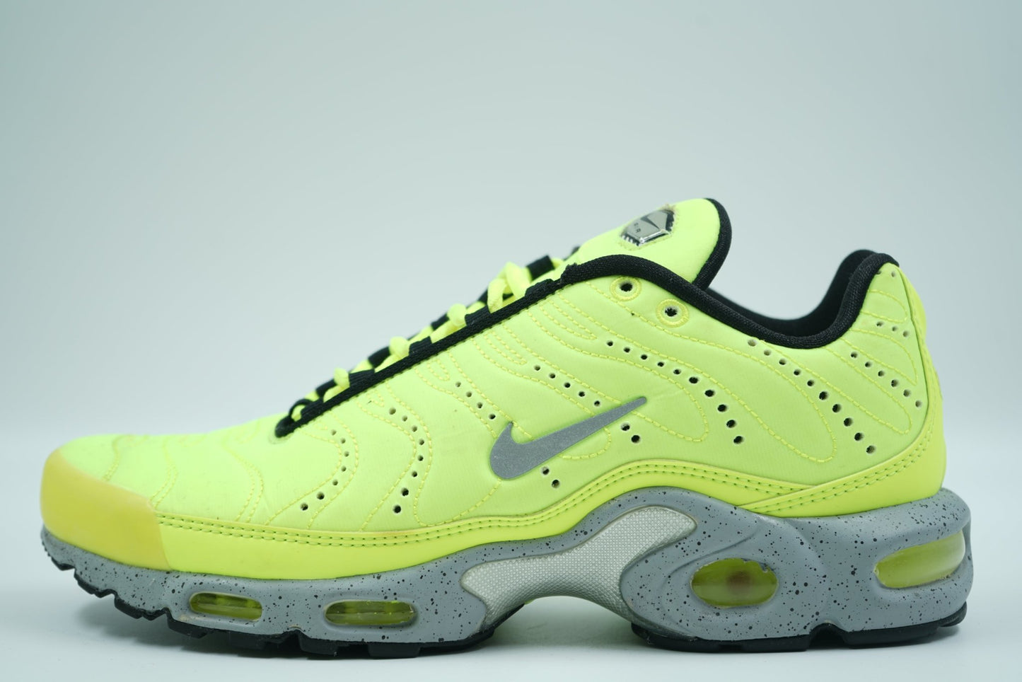 Air Max Plus Premium Volt - Nike - SecondPlace