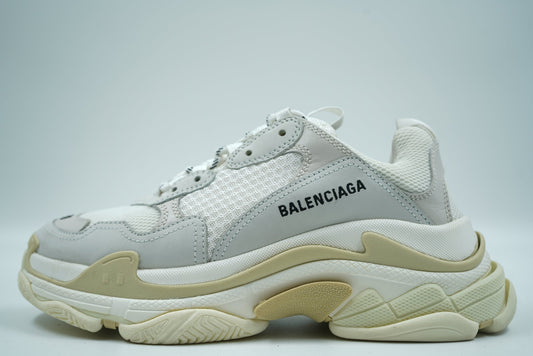Balenciaga Triple S White Sneakers - Balenciaga - SecondPlace