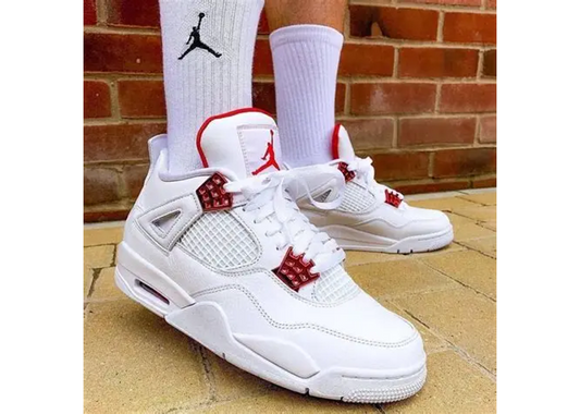 Air Jordan 4 Metallic Red