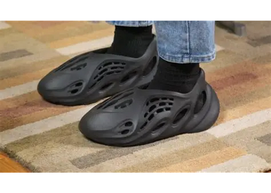 Yeezy Foam Runner Onyx
