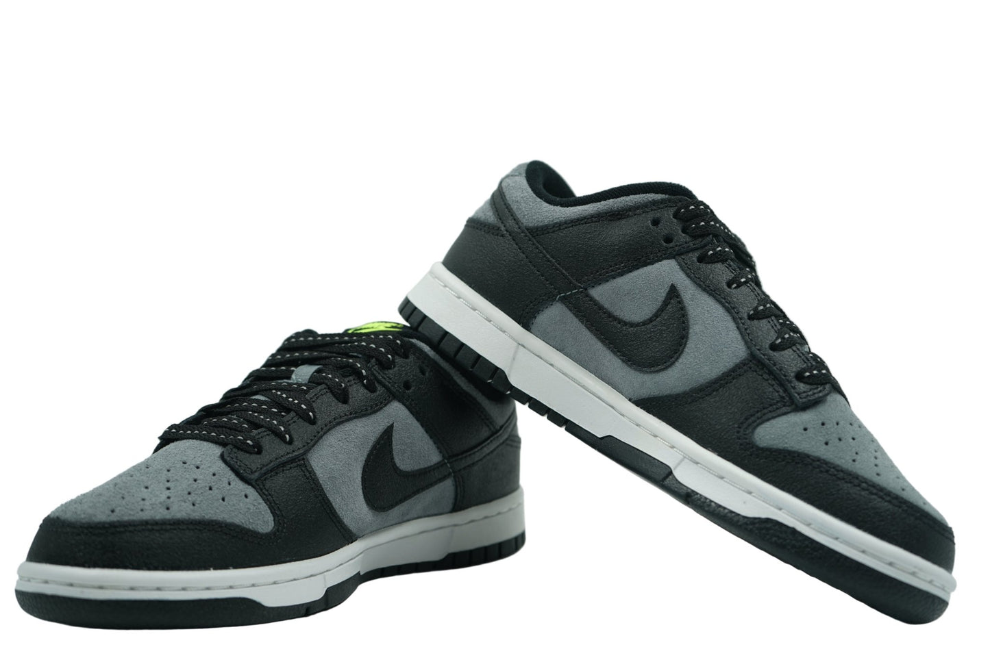Dunk Low Black Grey Green Strike - Nike - SecondPlace