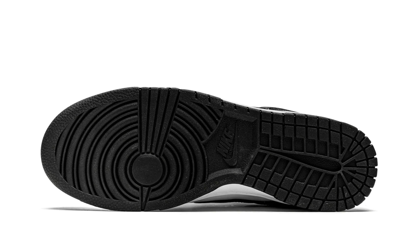 Dunk Low Black White - Nike - SecondPlace