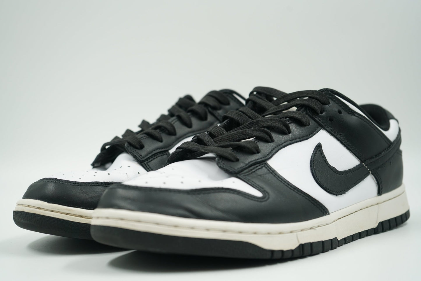 Dunk Low Black White - Nike - SecondPlace