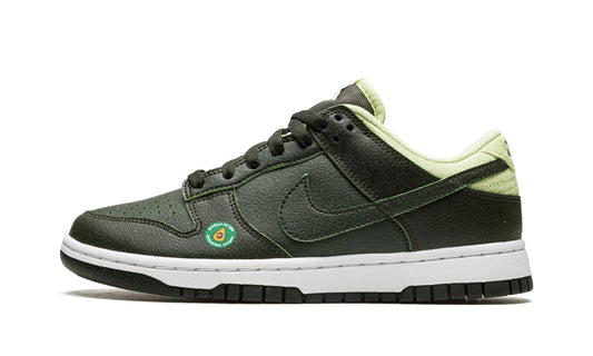Dunk Low LX Avocado - Nike - SecondPlace