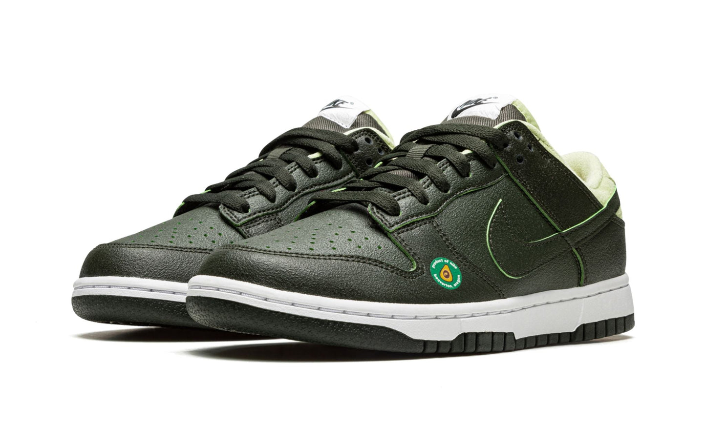 Dunk Low LX Avocado - Nike - SecondPlace
