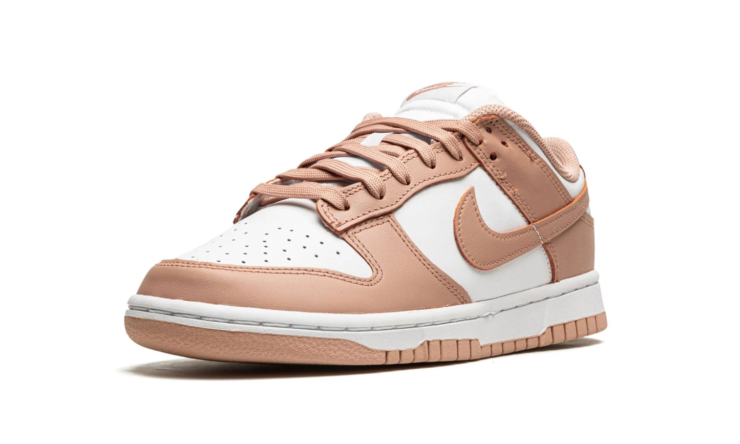 Dunk Low Rose Whisper - Nike - SecondPlace