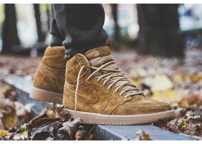 Air Jordan 1 High Wheat