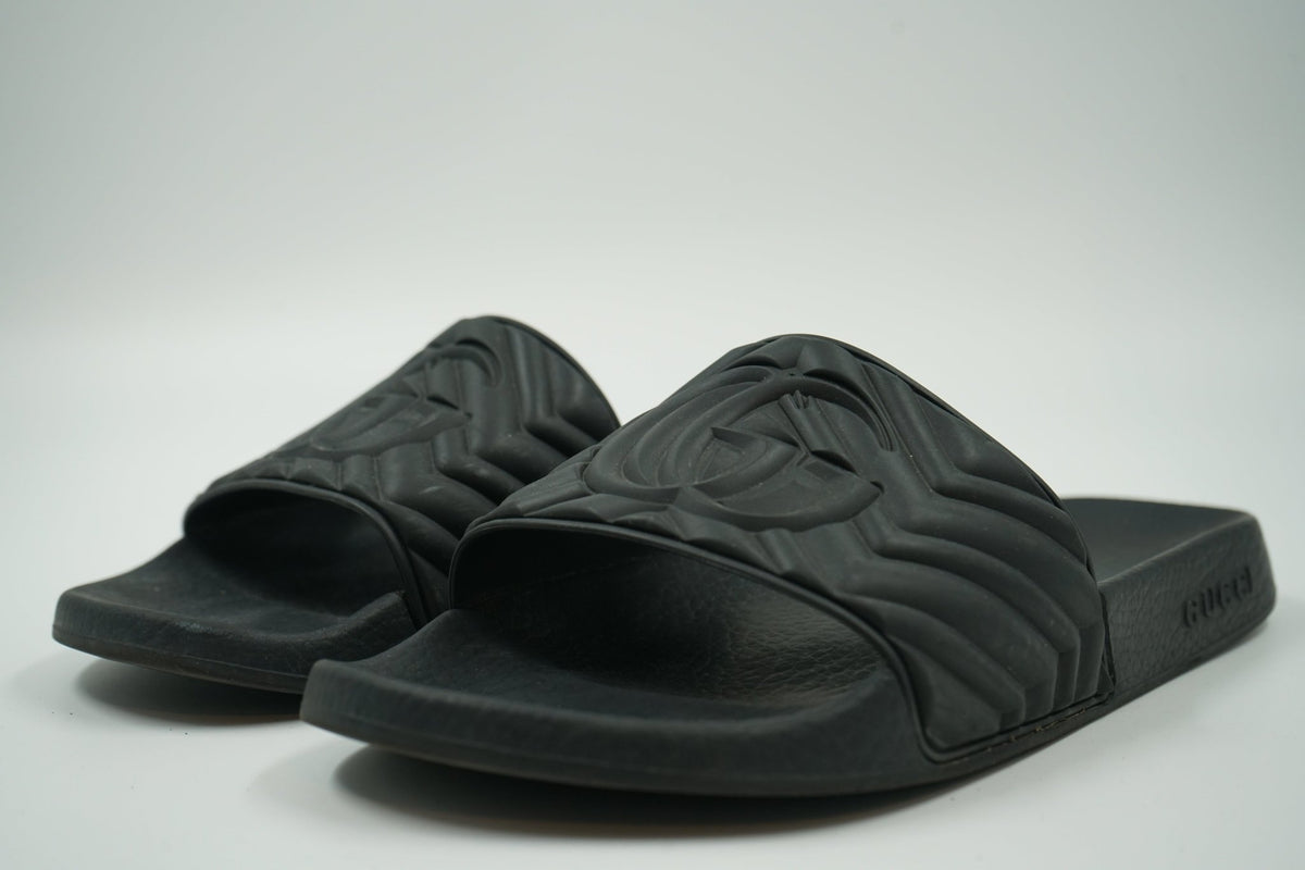 Gucci Black Rubber GG Pool Slides - Gucci - SecondPlace