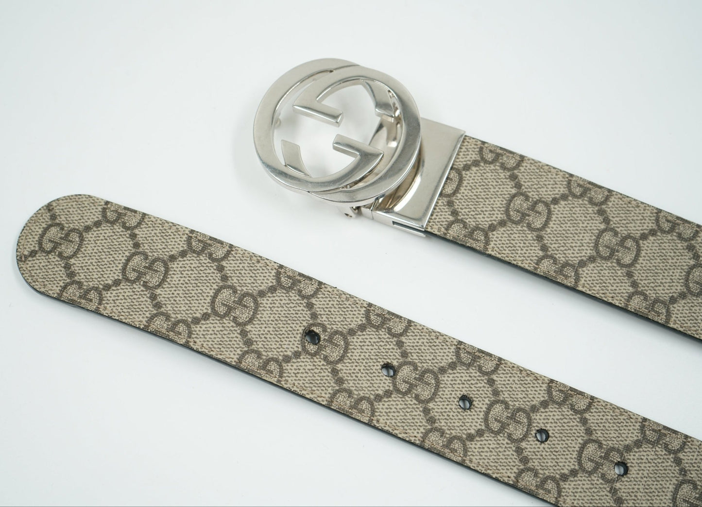Gucci GG Beige Canvas Reversible Black Belt - Gucci - SecondPlace
