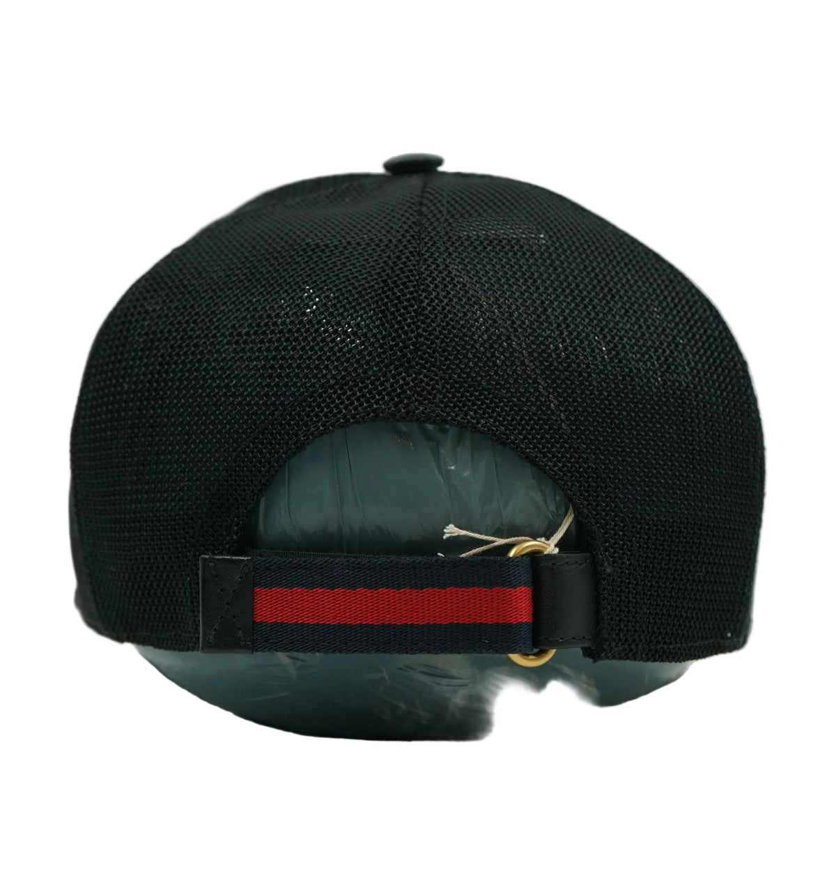 Pre-owned Gucci GG Supreme wolf print cap with black mesh back and blue-red Web stripe strap with gold buckle, back view