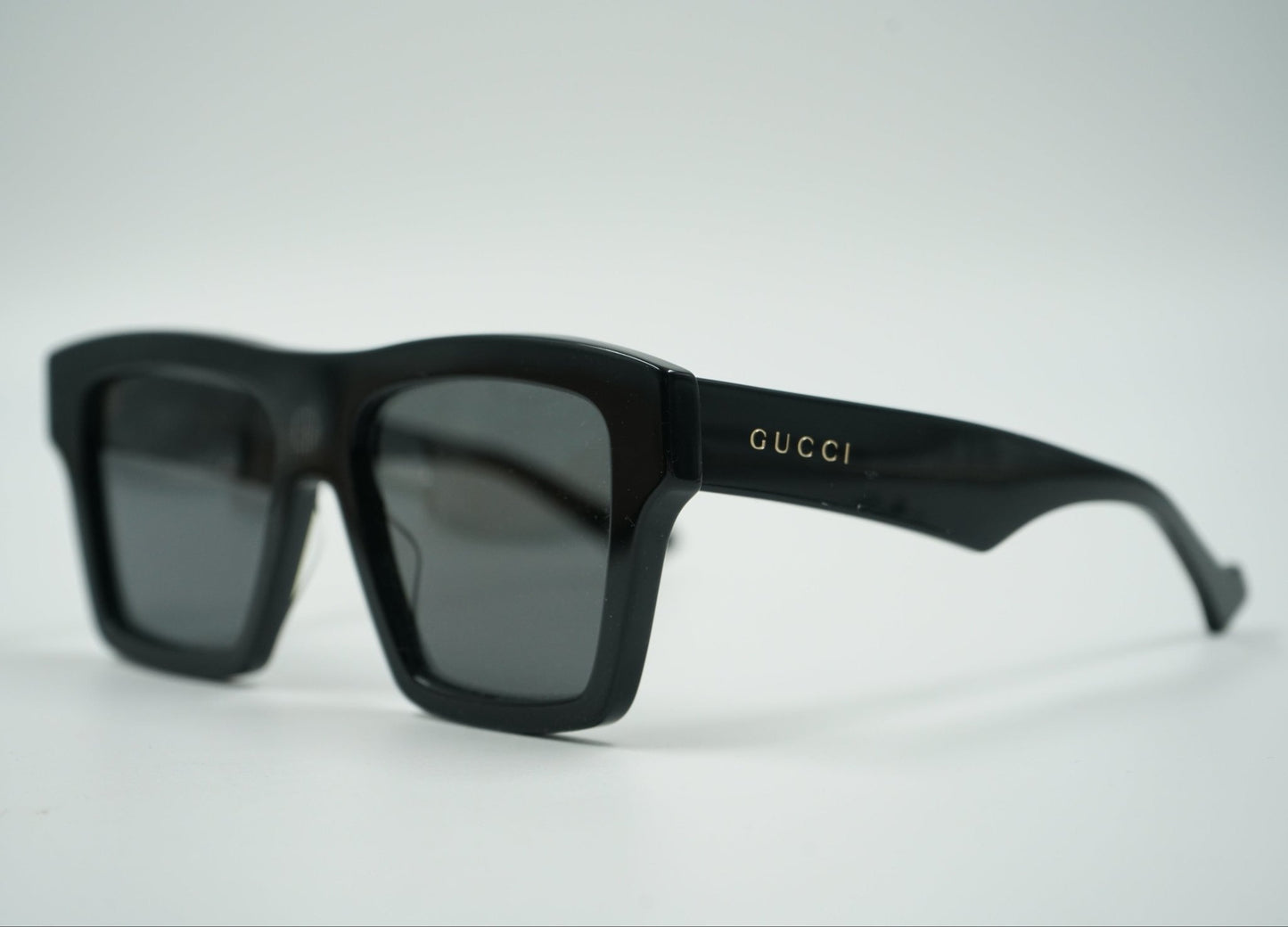 Gucci Oversize Square Frames Sunglasses - Gucci - SecondPlace