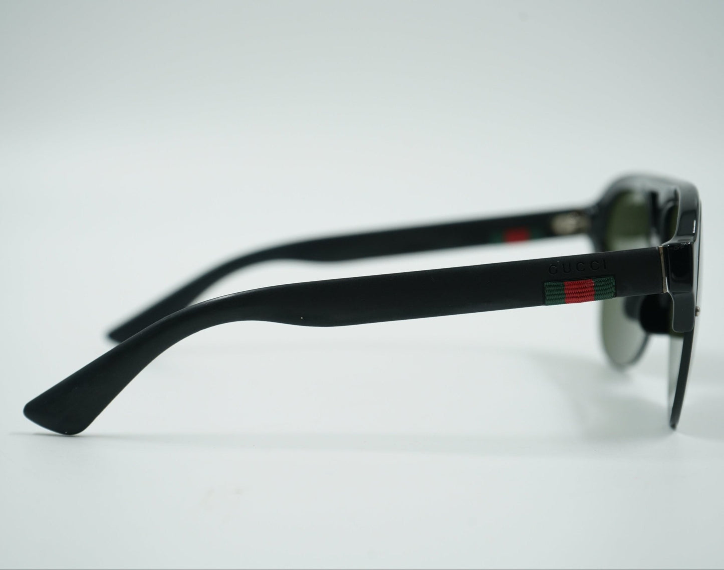 Gucci Rubber Aviator Black Sunglasses - Gucci - SecondPlace