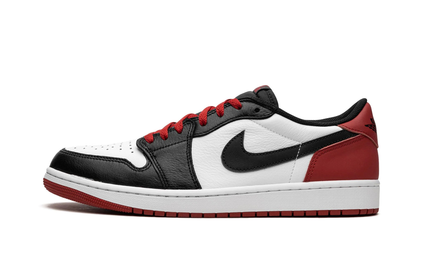 Air Jordan 1 Retro Low OG Black Toe 2023