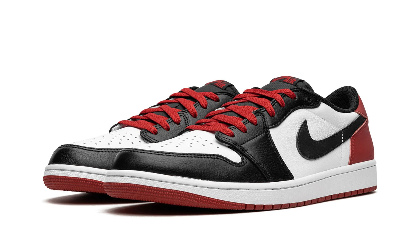 Air Jordan 1 Retro Low OG Black Toe 2023