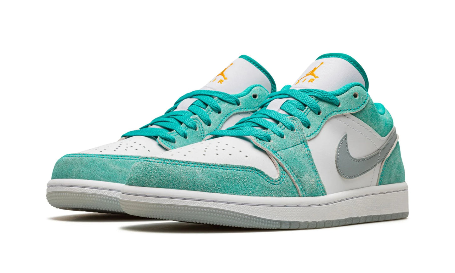 Air Jordan 1 Low New Emerald