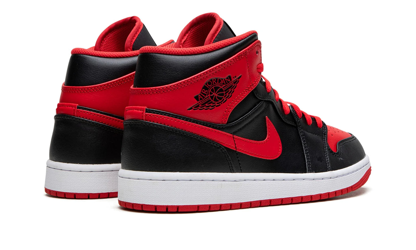 Air Jordan 1 Mid Alternate Bred