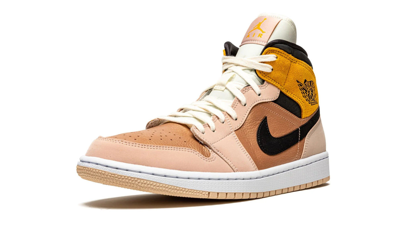 Air Jordan 1 Mid SE Particle Beige