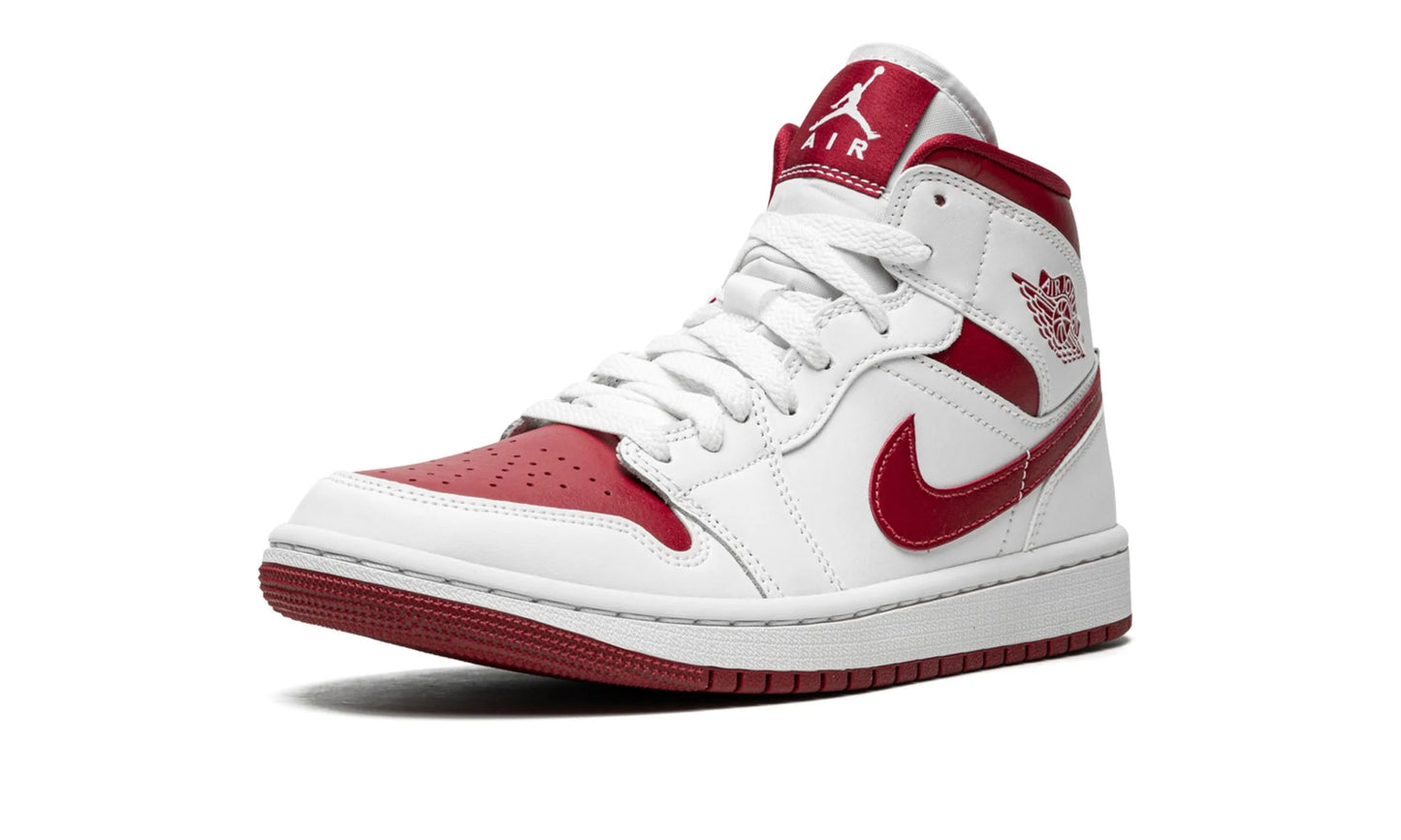 Air Jordan 1 Mid Reverse Chicago