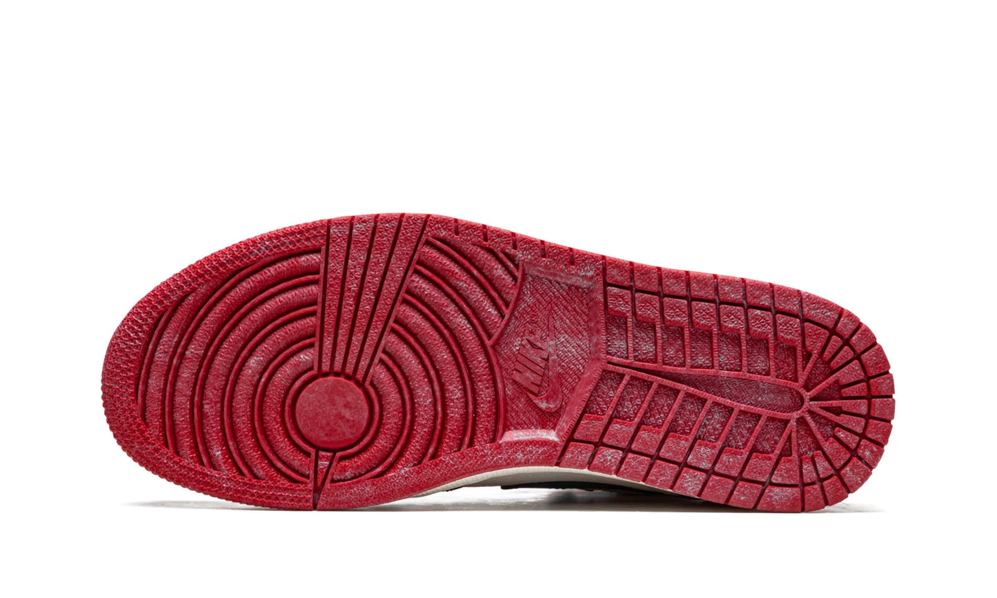 Air Jordan 1 Retro High OG Chicago Lost & Found