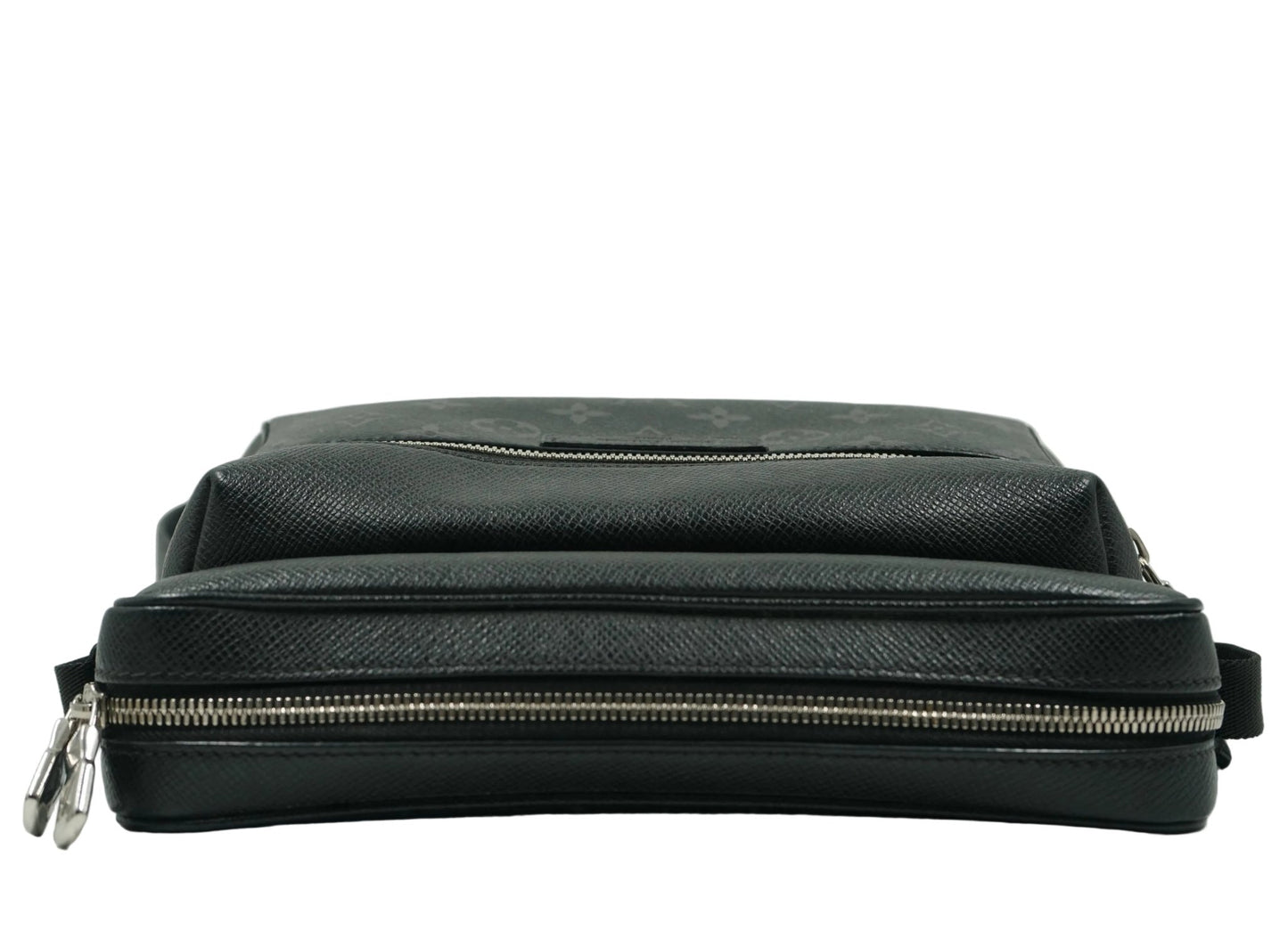 Louis Vuitton Taigarama Outdoor Messenger Black Bag - Louis Vuitton - SecondPlace