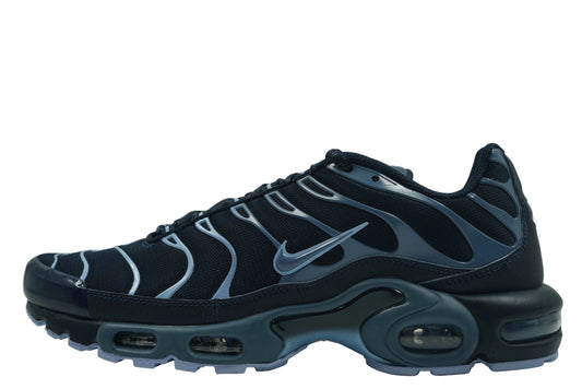 Nike Air Max Plus TN 'Obsidian Aluminum' featuring a deep blue gradient mesh upper and iconic TPU cage. Authentic pair available at our Malmö store and online.