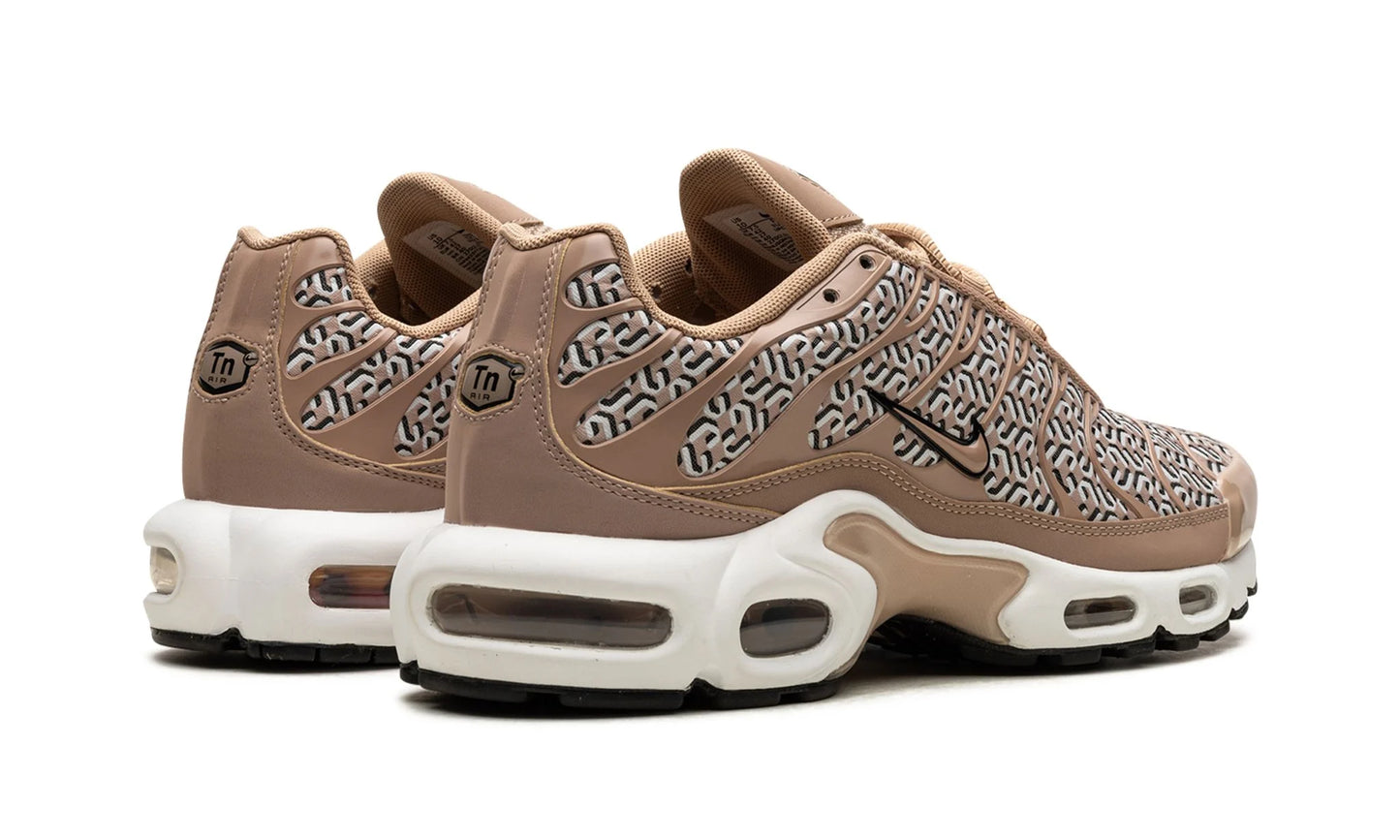 Air Max Plus United in Victory