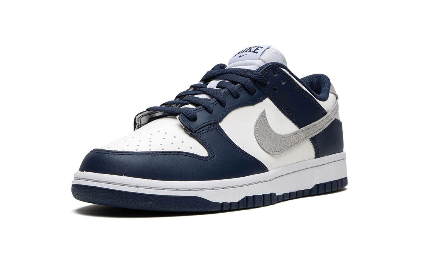 Dunk Low Midnight Navy Smoke Grey