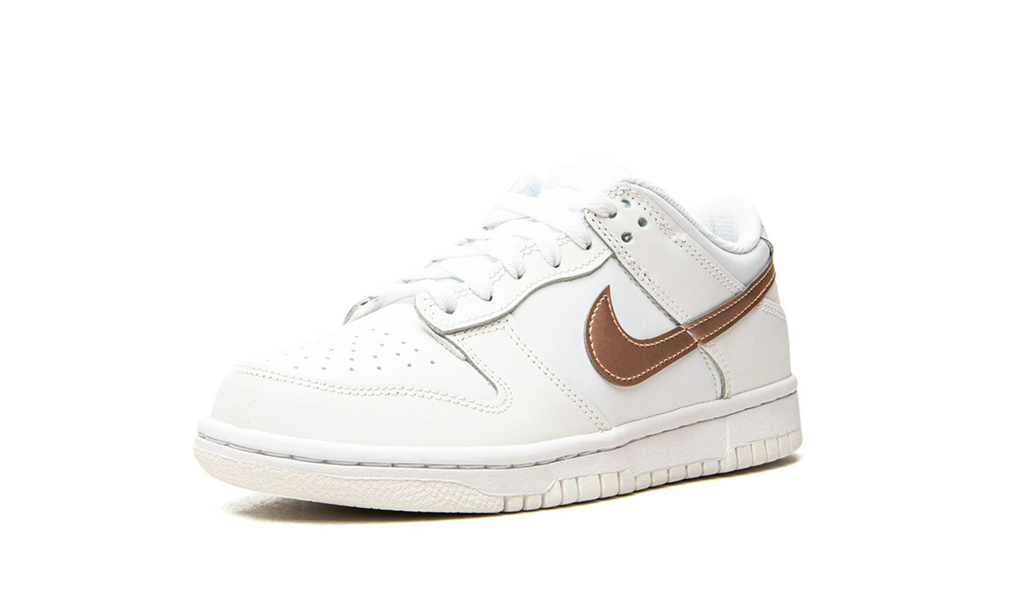 Dunk Low GS White Metallic Red Bronze