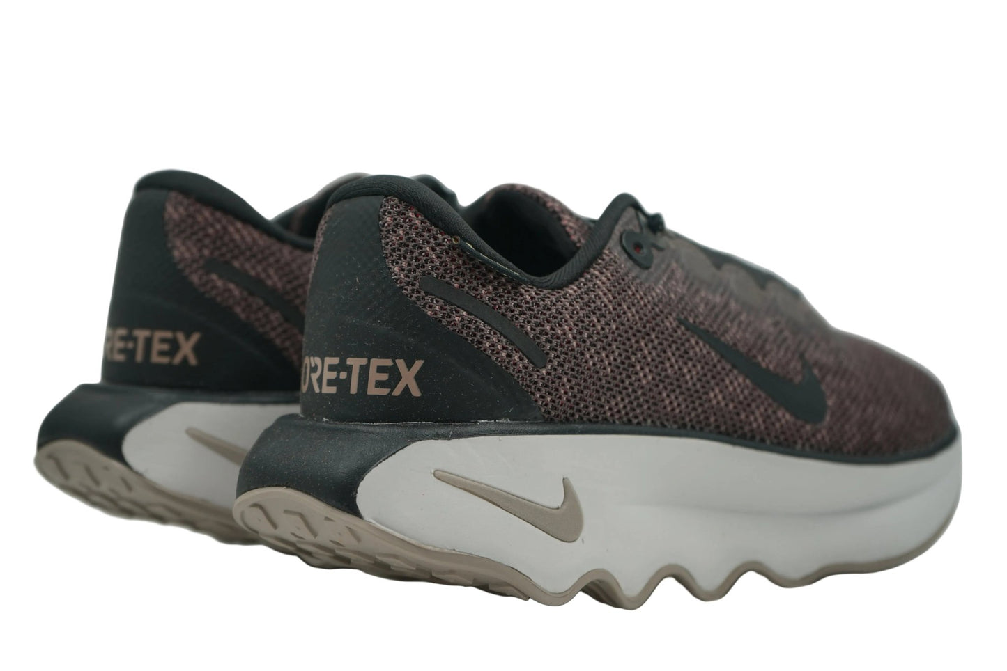 Nike Motiva Gore - Tex Cave Stone Malt Black - Nike - SecondPlace