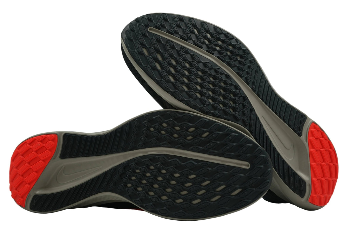 Nike Quest 5 Black Bright Crimson - Nike - SecondPlace