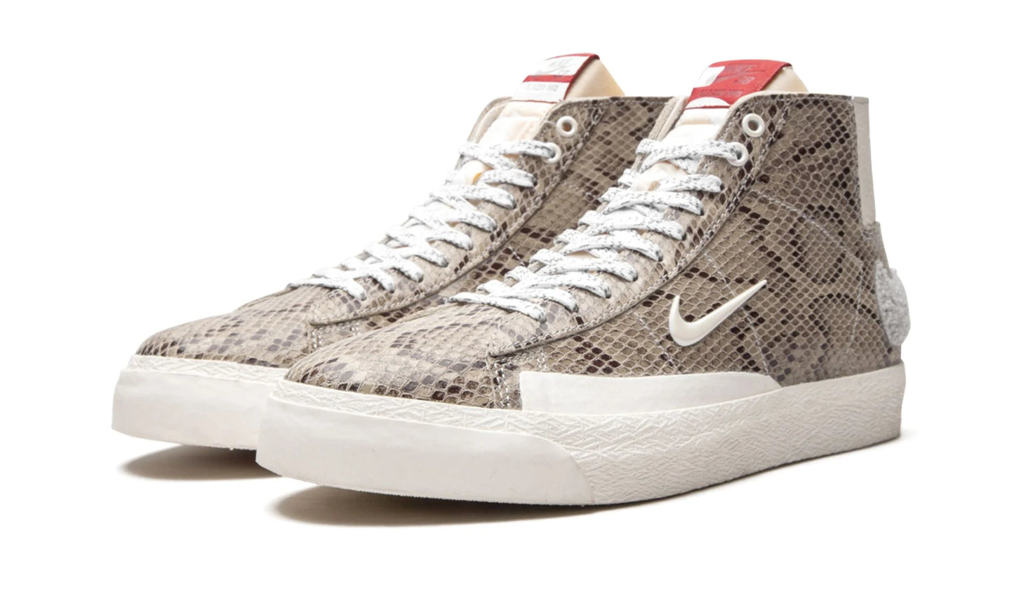 Sb Blazer Mid Soulland x FRI.day 03