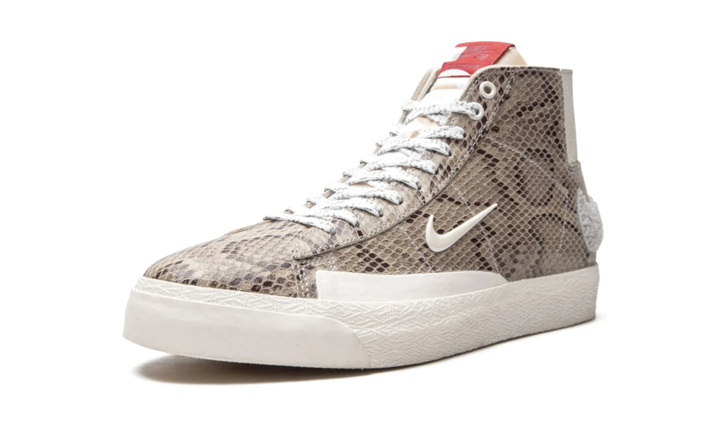 Sb Blazer Mid Soulland x FRI.day 03