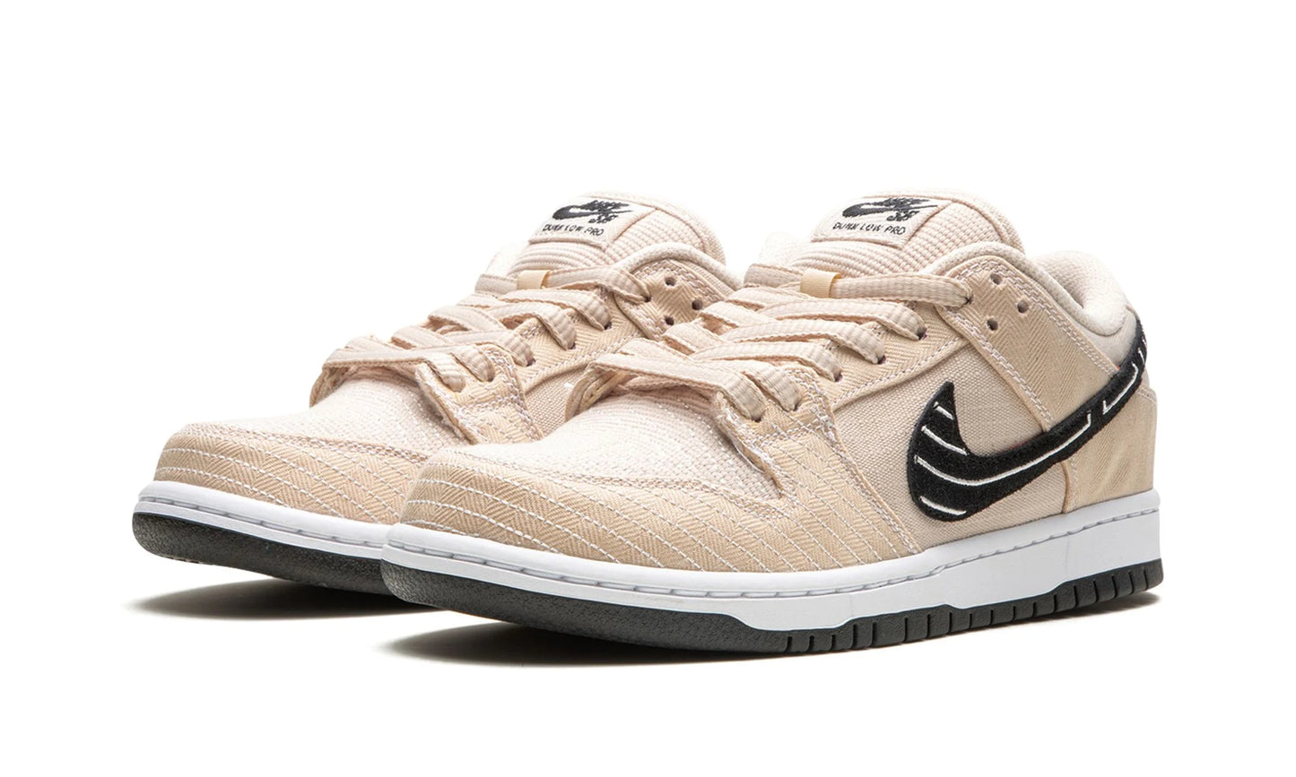 SB Dunk Low Albino & Preto