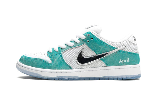 Nike SB Dunk Low x April Skateboards featuring Turbo Green suede and a metallic chrome Swoosh. Limited Quickstrike release available at our Malmö store or order online now.