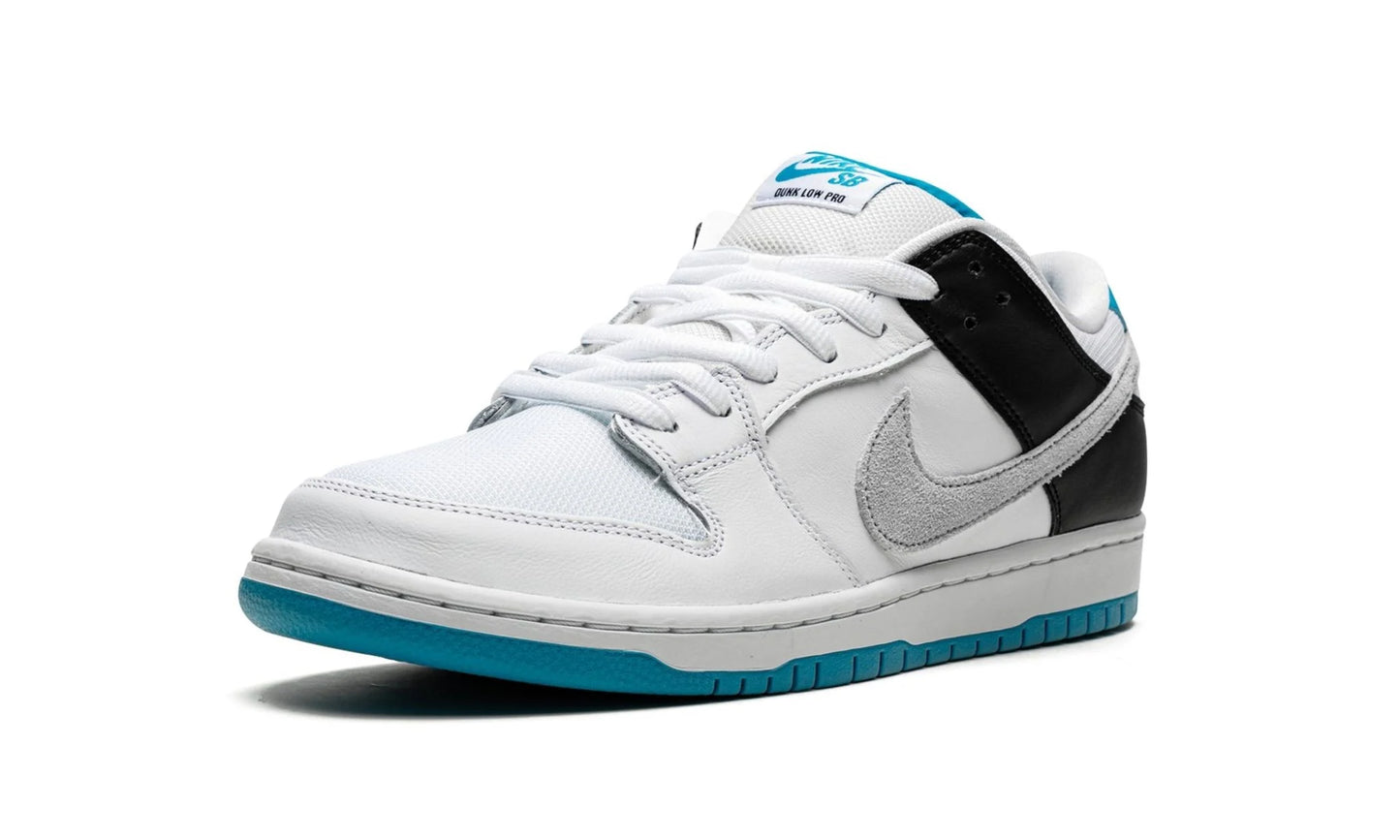 SB Dunk Low Laser Blue