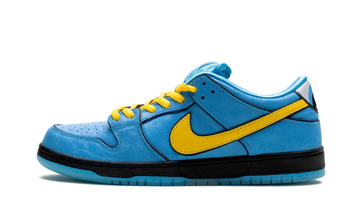 Nike SB Dunk Low x The Powerpuff Girls 'Bubbles' (FZ8320-400) featuring a textured Blue Chill upper and yellow laces. Verified authentic pair available at our Malmö store or online.