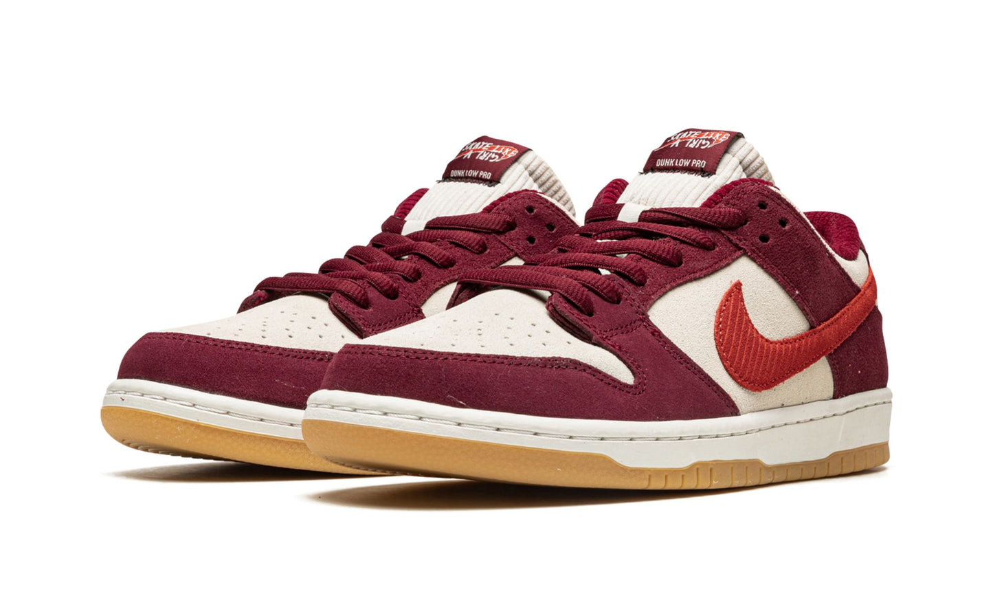 SB Dunk Low Skate Like a Girl