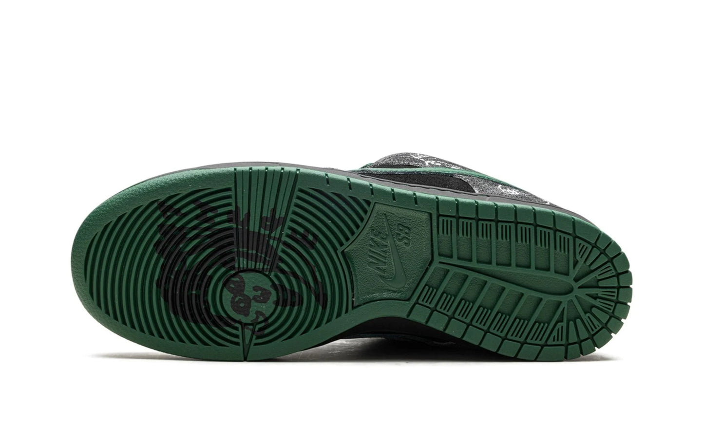 THERE Skateboards x Dunk Low SB Black Gorge Green