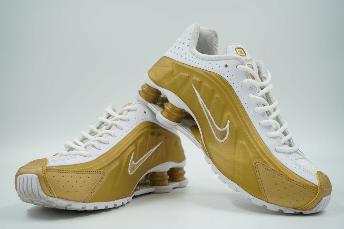 Nike Shox R4 Metallic Gold White - Nike - SecondPlace