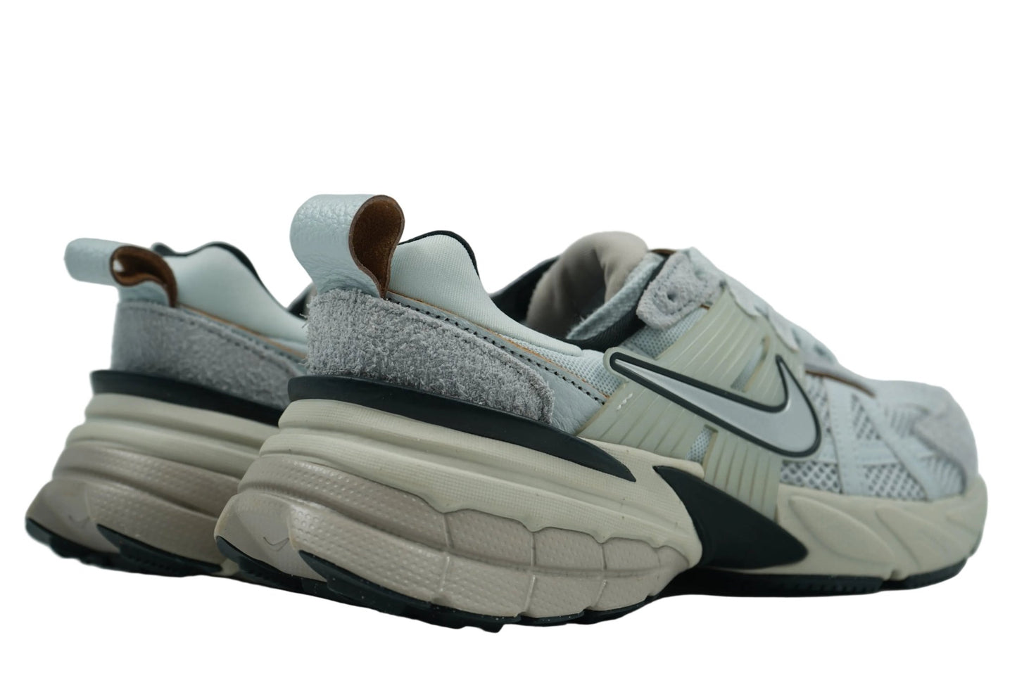 Nike V2K Run Pure Platinum Chrome - Nike - SecondPlace