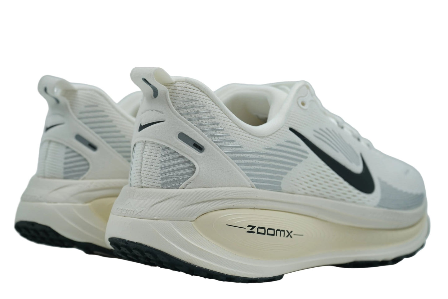 Nike Vomero 18 Coconut Milk - Nike - SecondPlace