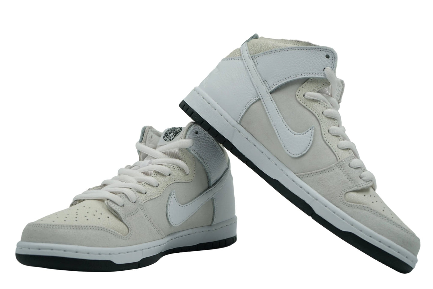SB Dunk High AntiHero White Black - Nike - SecondPlace