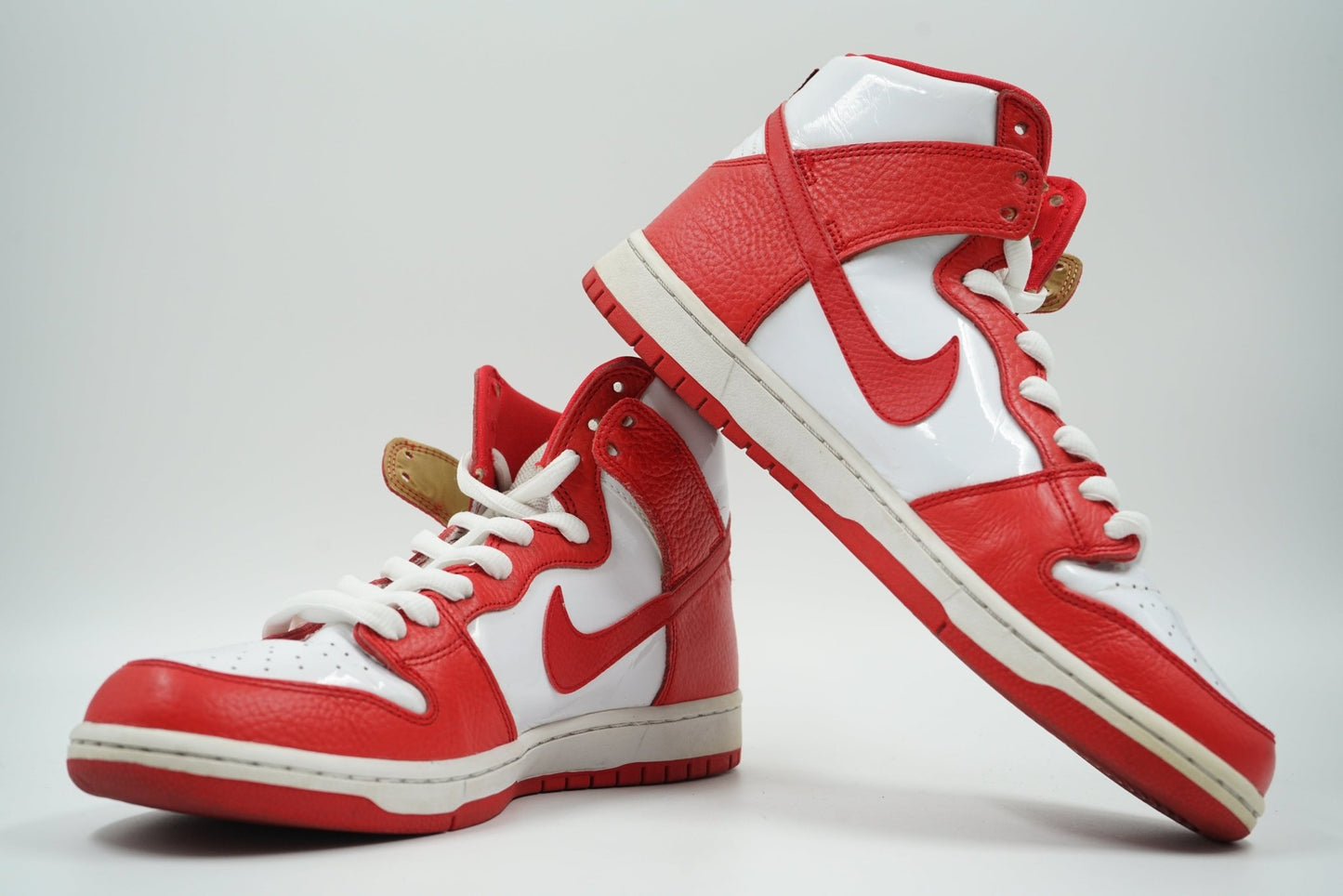 SB Dunk High Future Court Red - Nike - SecondPlace