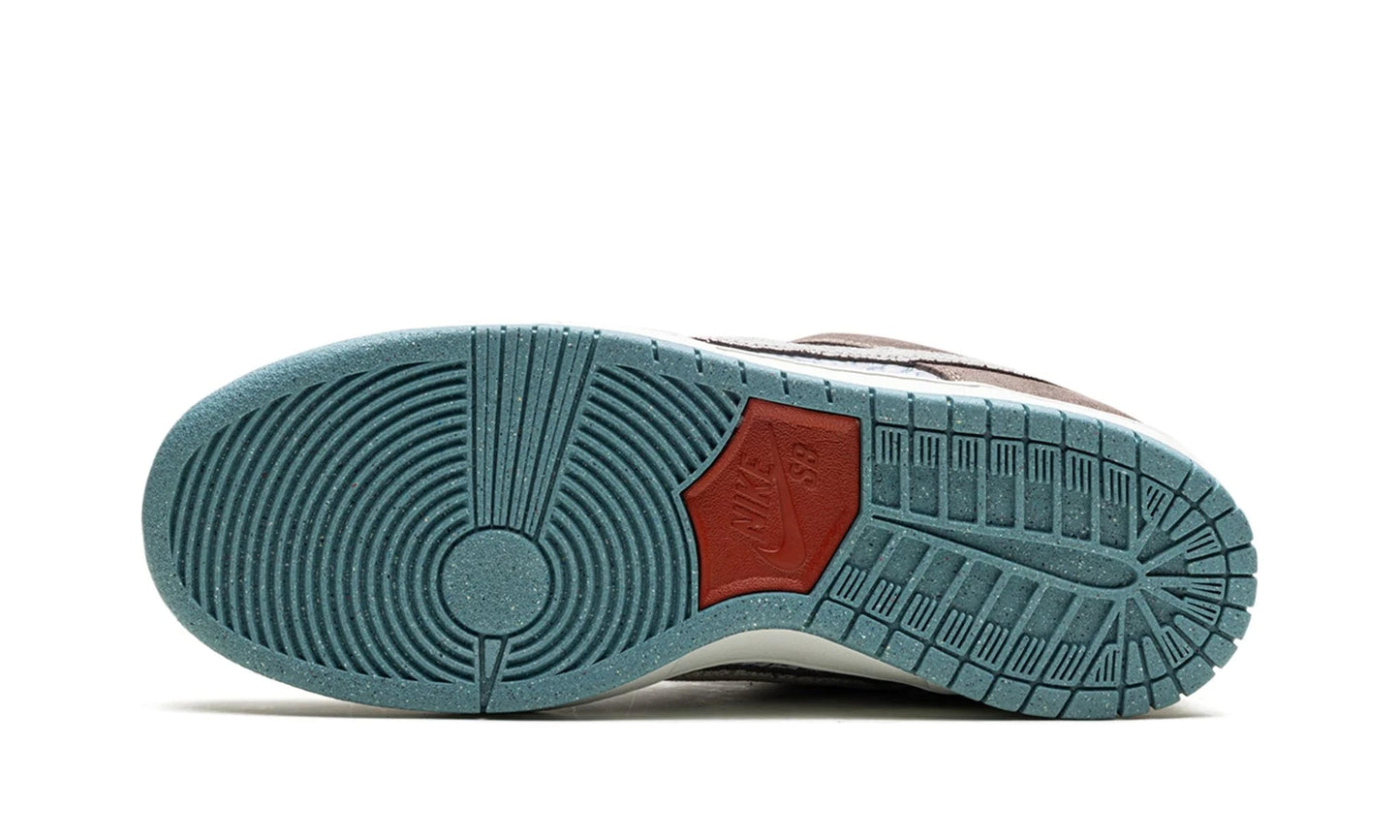 SB Dunk Low Big Money Savings - Nike - SecondPlace