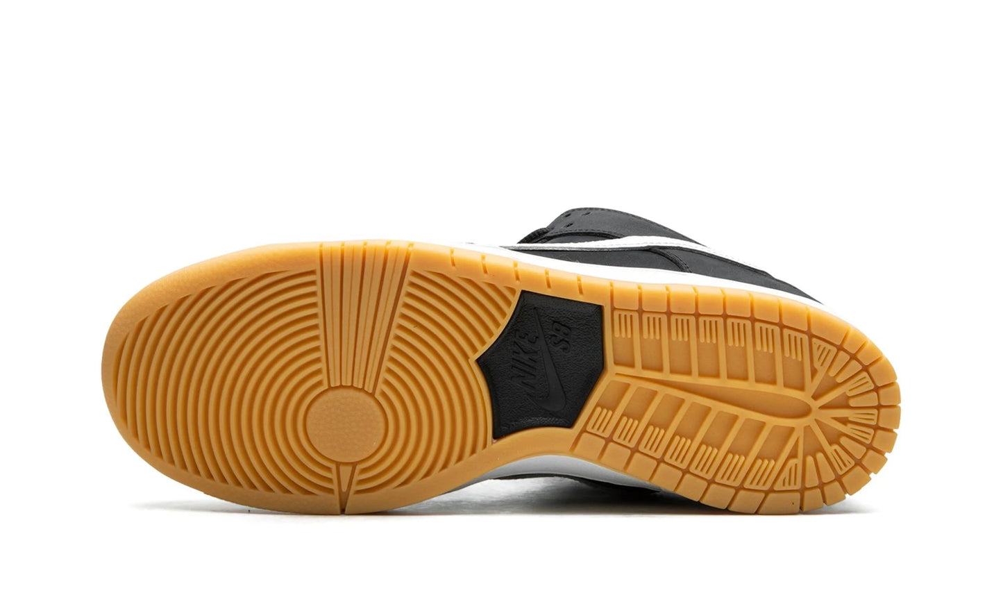 SB Dunk Low Black Gum - Nike - SecondPlace