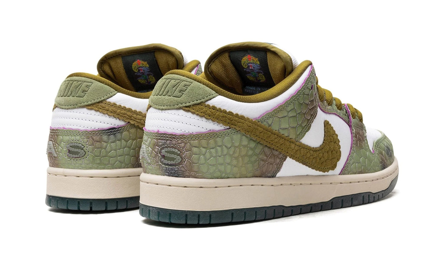 SB Dunk Low Chameleon - Nike - SecondPlace