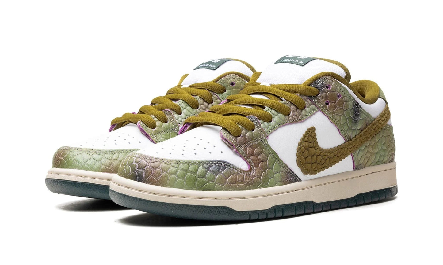 SB Dunk Low Chameleon - Nike - SecondPlace